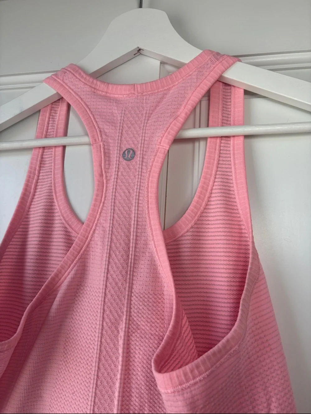 Lululemon Swiftly Tech Racerback Tank Top Pink Taupe size 8 - Picture 4 of 7